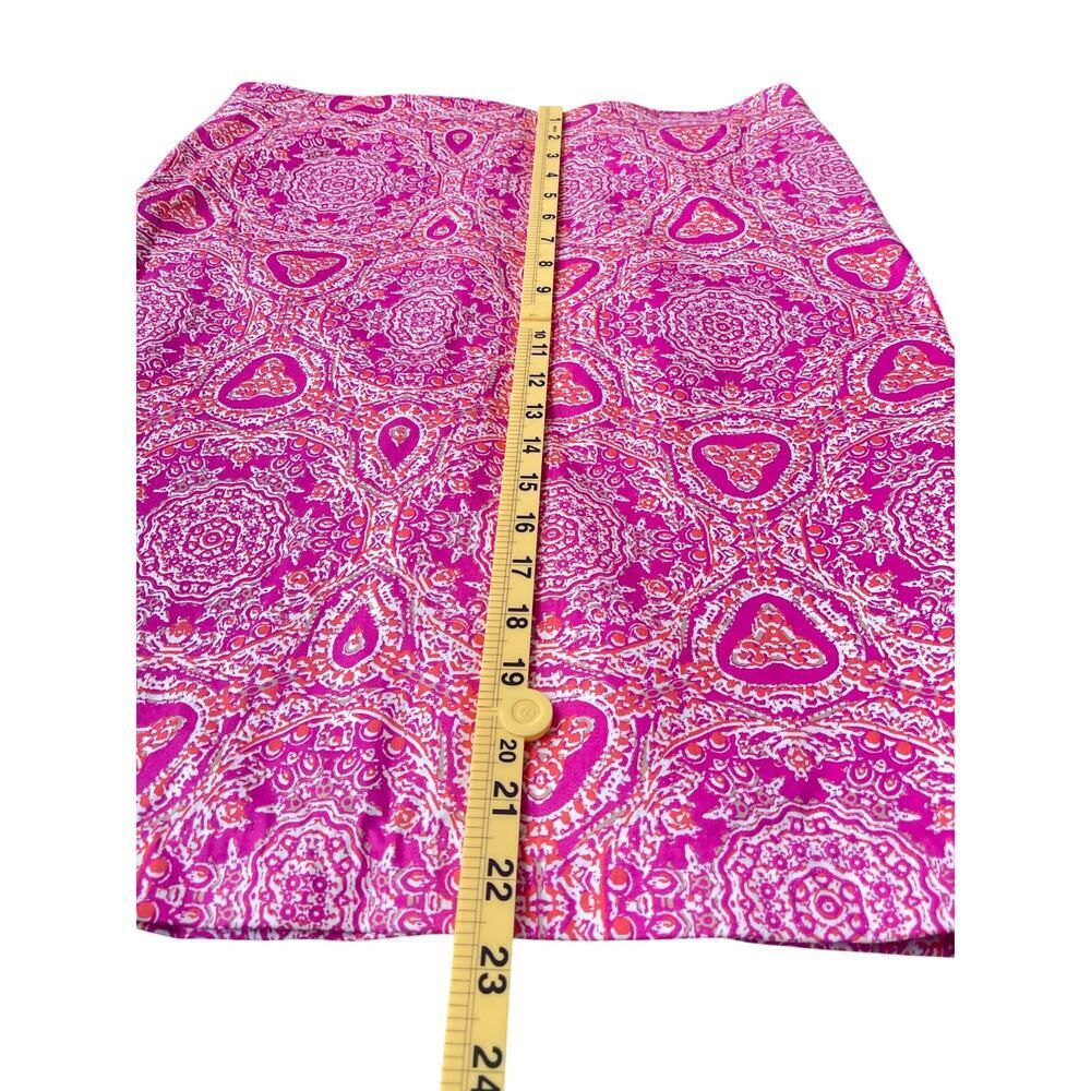 Lord & Taylor Pink Paisley Medallion Print Pencil Skirt - Size 10 - Picture 3 of 9